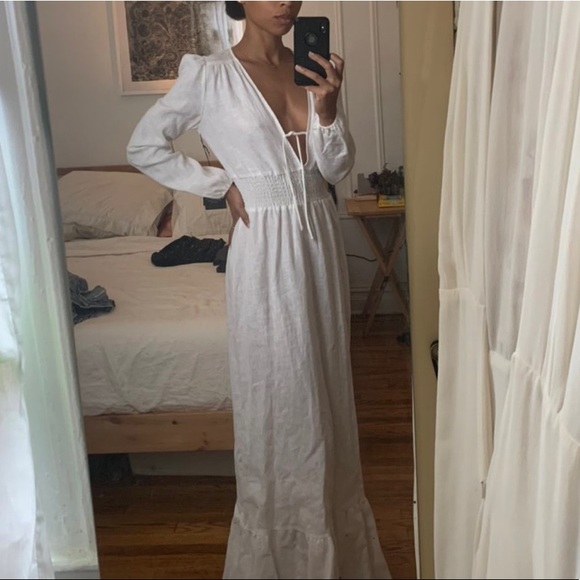 Reformation Dresses & Skirts - Reformation White Chantal Dress